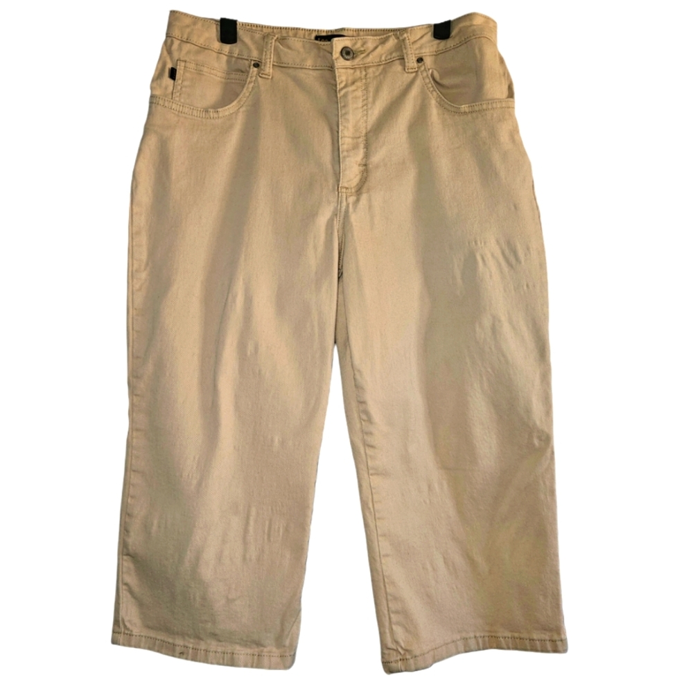 ***5/25*** Lee RELAXED FIT MID-RISE Cropped Jeans